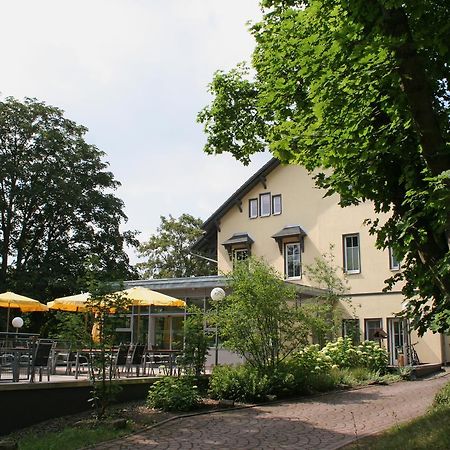Hotel Dreibrunnen Gästehaus im Luisenpark Erfurt Exterior foto
