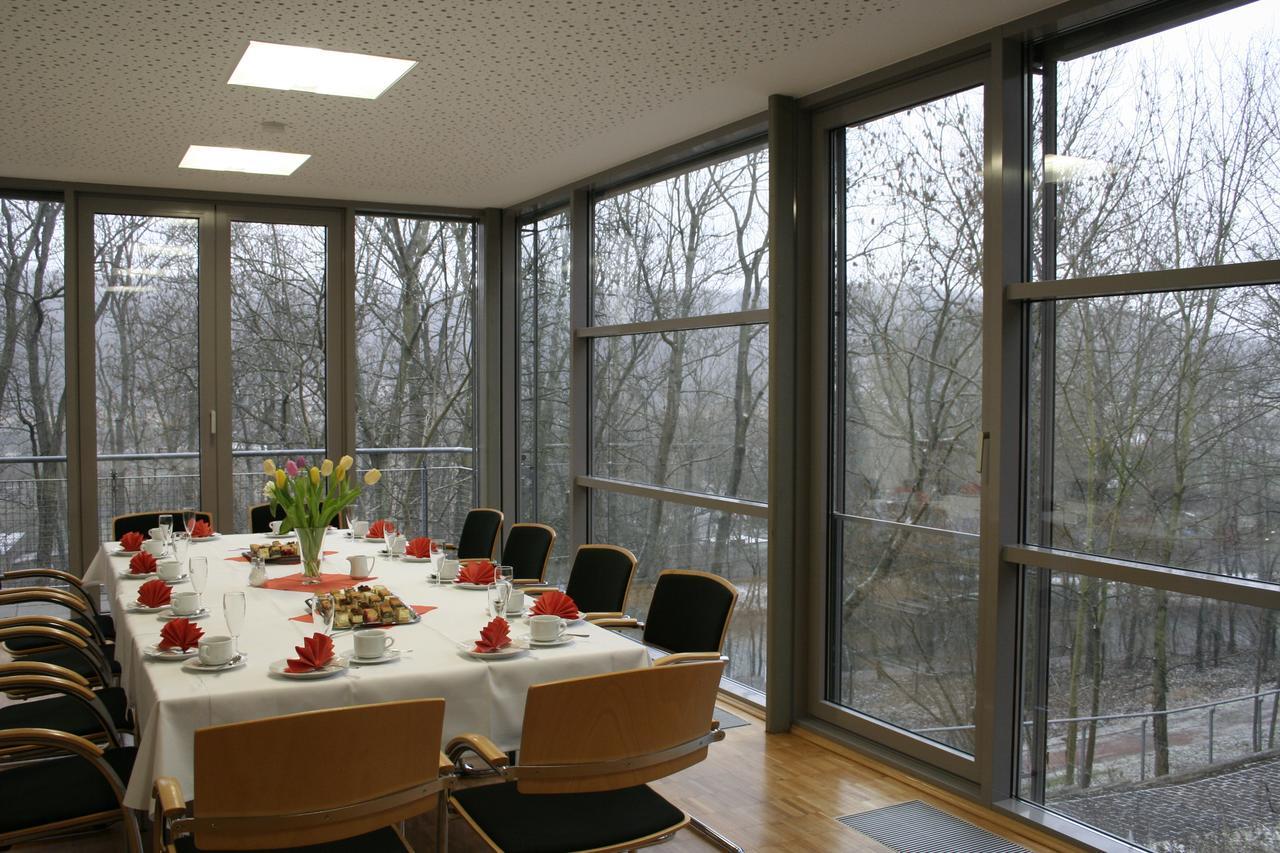 Hotel Dreibrunnen Gästehaus im Luisenpark Erfurt Exterior foto